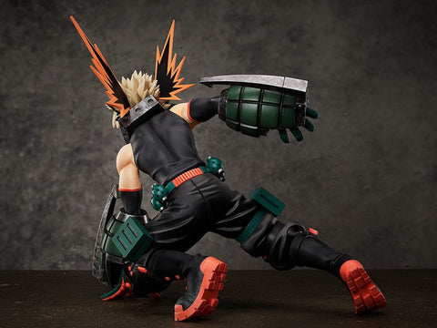 Figurine My Hero Academia - Katsuki Bakugo "costume hivernal" 4