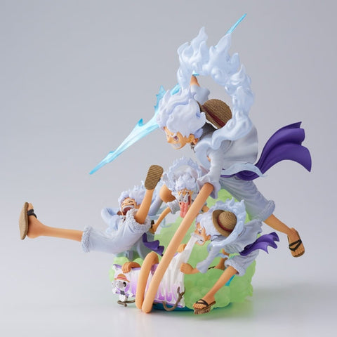 Figurine One Piece - Luffy gear 5 collector - Anime Town