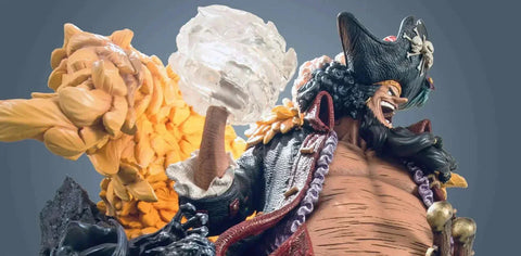 Figurine One Piece - Marshall D. Teach - Anime Town