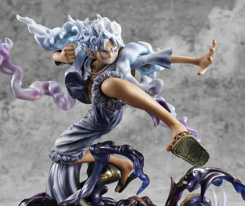 Figurine One Piece - Luffy gear5 punch - Anime Town