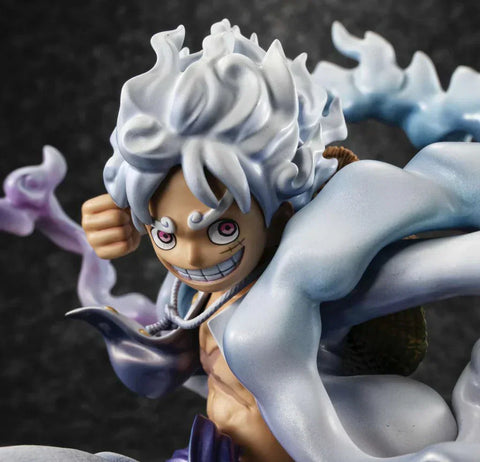 Figurine One Piece - Luffy gear5 punch - Anime Town