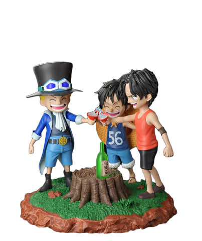 Figurine One Piece - Sabo & Ace & Luffy Fraternité Saké