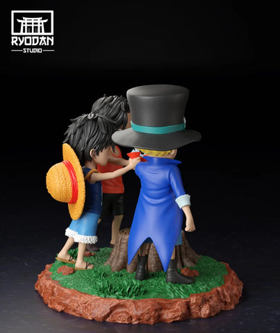 Figurine One Piece - Sabo & Ace & Luffy Fraternité Saké