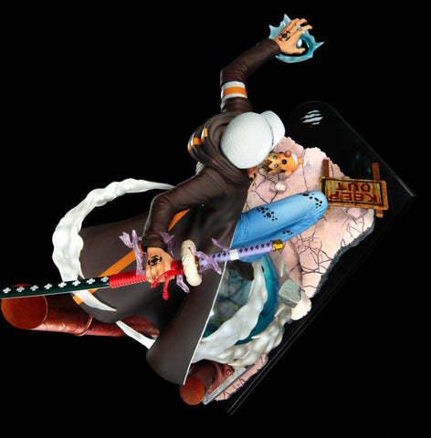 Figurine One Piece - Trafalgar D. Water Law - Anime Town