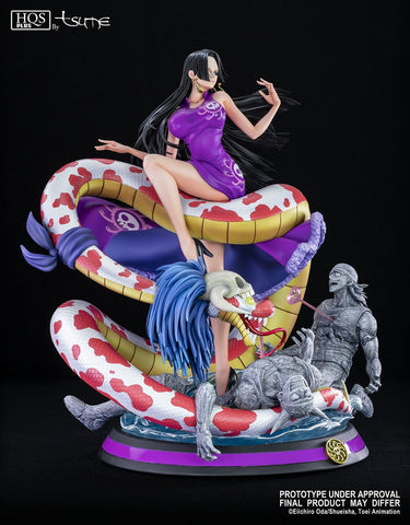 Figurine One Piece - Boa Hancock Capitaine Corsaire - Anime Town