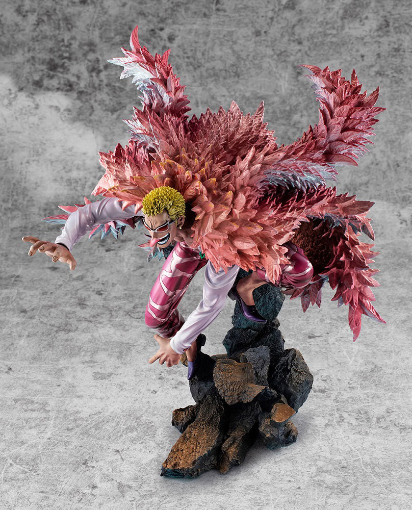 Figurine One Piece - Don Quichotte Doflamingo - Anime Town