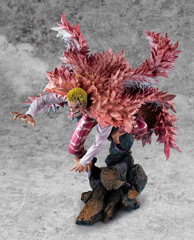 Figurine One Piece - Don Quichotte Doflamingo - Anime Town