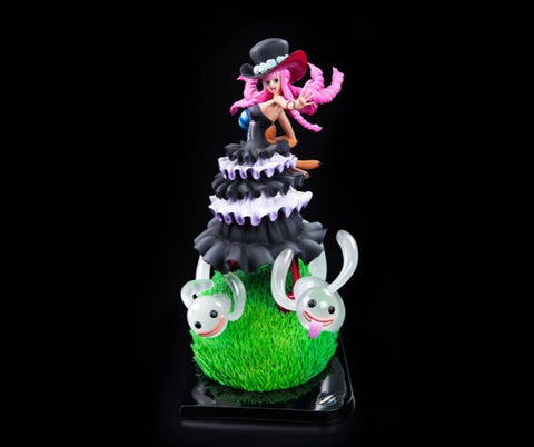 Figurine One Piece - Perona la princesse - Anime Town