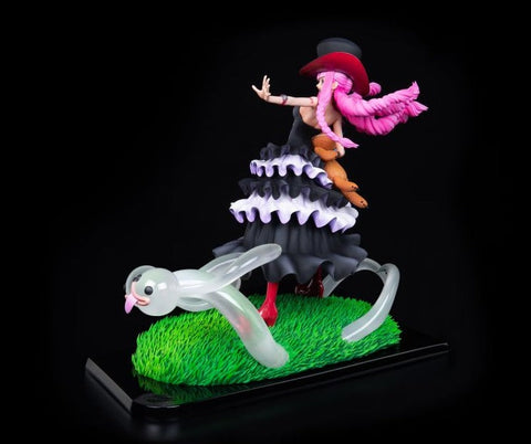 Figurine One Piece - Perona la princesse - Anime Town